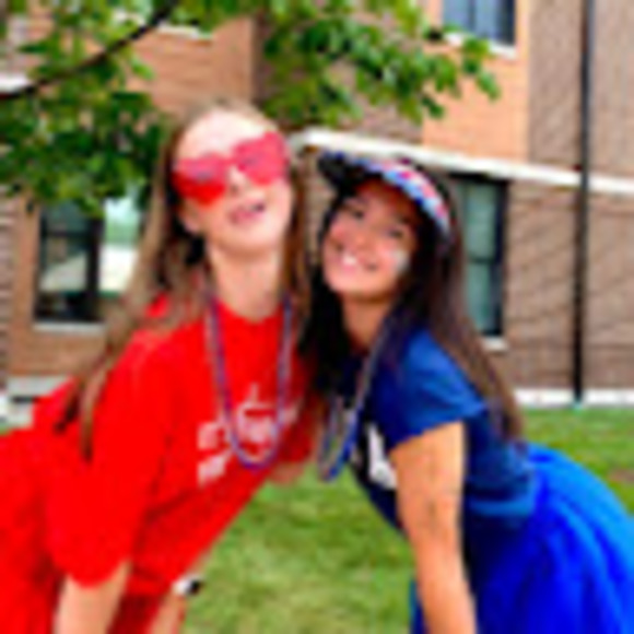 Meet your Posher, Abby - Picture 1 of 1